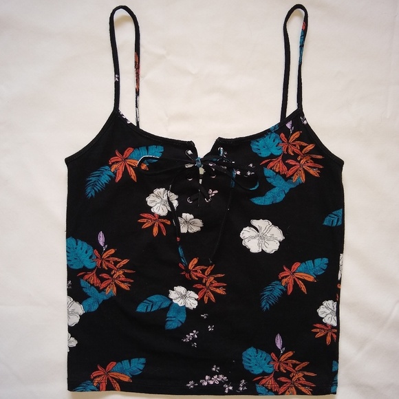 🔴SOLD🔴 NWOT Empyre Crop Tank Top 🌹 - Picture 3 of 4